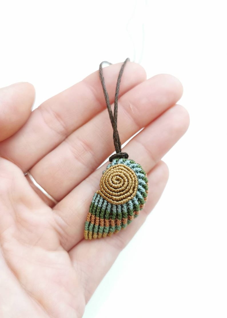 snail shell Nautilus inspired pendant ammonite fossil Macrame Shell necklace