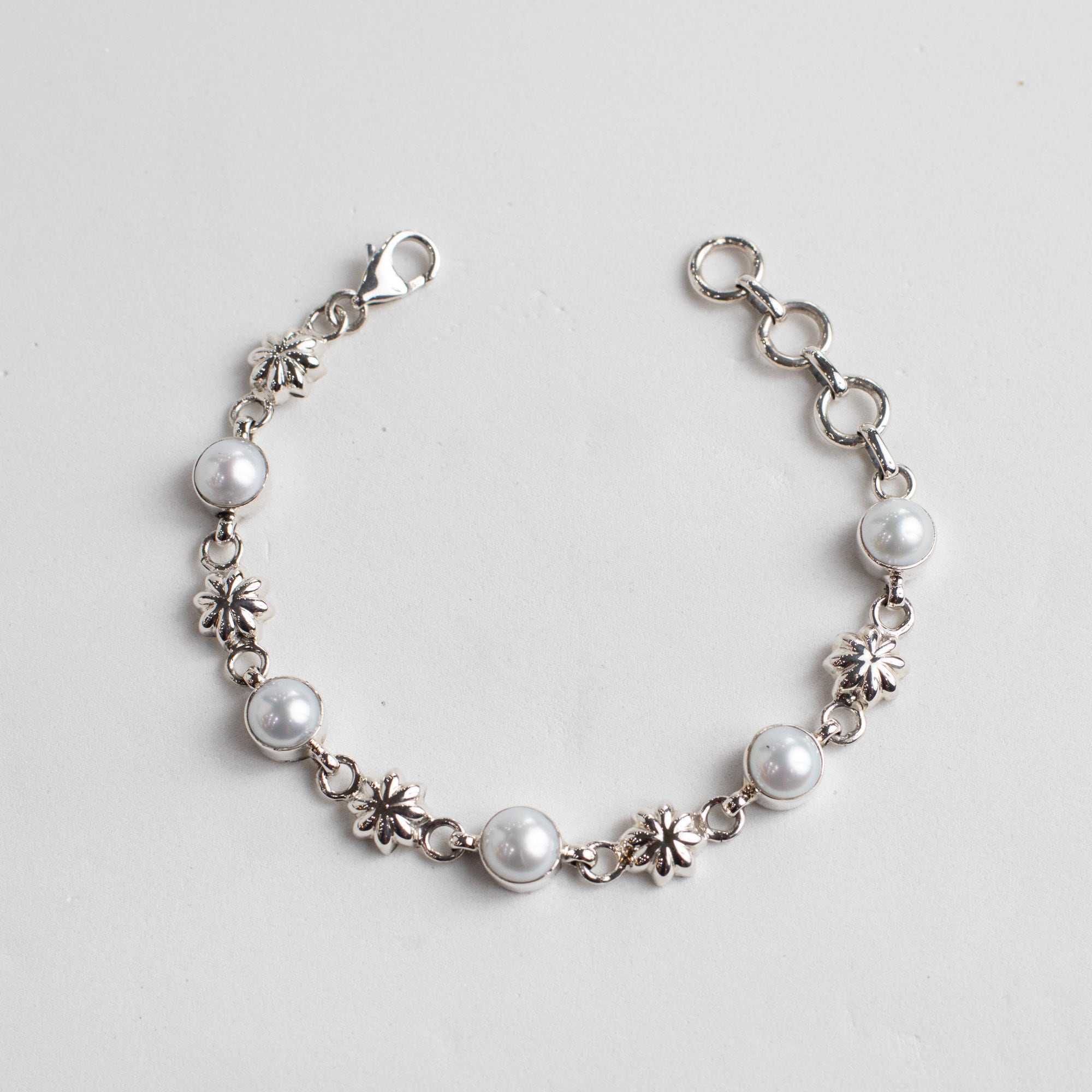 925 Sterling Silver Pearl Studded Bracelet | Etsy