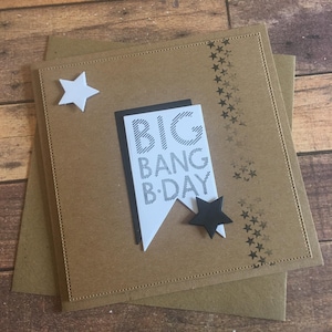Geburtstagskarte „Big Bang B-Day“, Karte zum Geburtstag Kraftkarton/Weiß/Schwarz