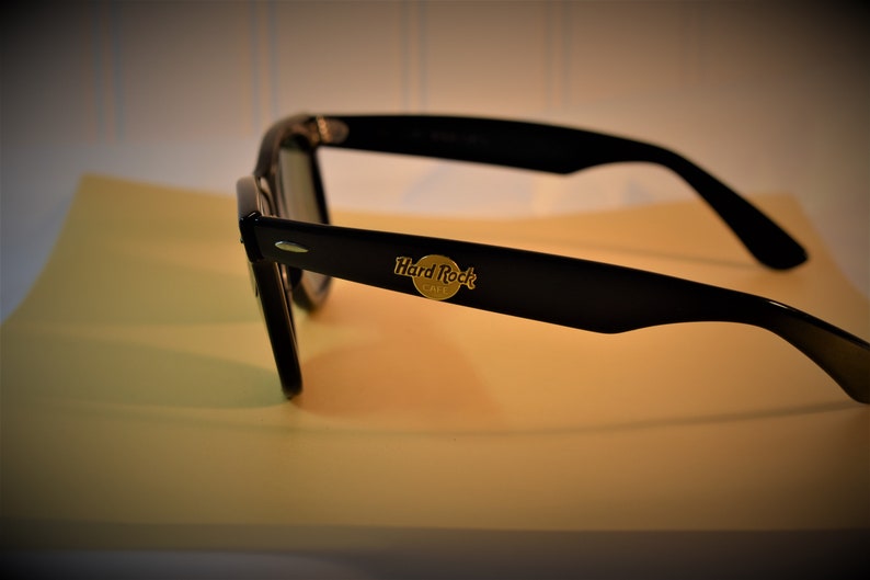 ray ban wayfarer hard rock