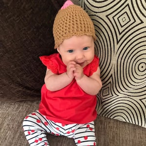 Breastfeeding hat for baby top
