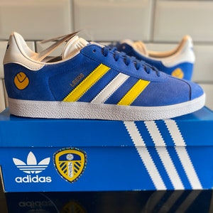 leeds united samba trainers