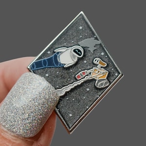 Space Dance Enamel Pin | Wall-E Eve Define Dancing Axiom Lapel Pin