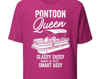 Pontoon Queen shirt: funny lake boating women t-shirt
