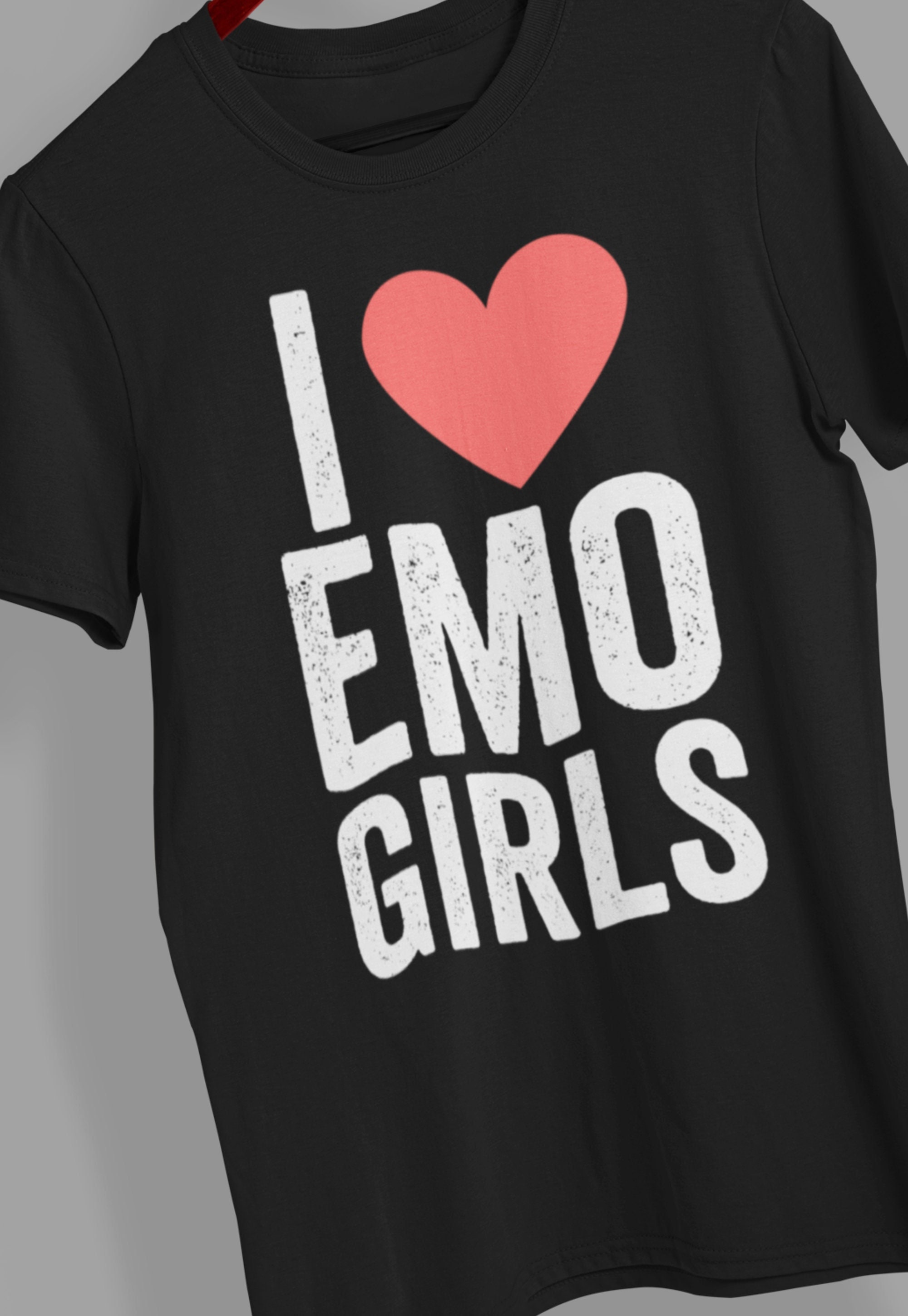  I Heart Emo Girls Funny Quote Red Heart Emo Girl Style T-Shirt  : Clothing, Shoes & Jewelry