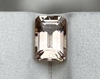Rare Natural Imperial Topaz, 2.10 carats / loop Clean / peach / octagon shape.