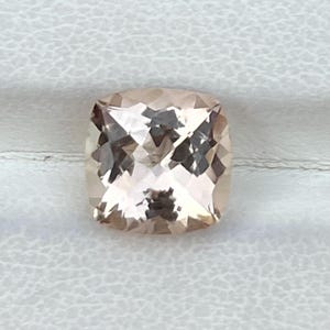 Rare Natural Imperial Topaz, 3.20 carats / loop Clean / peach / cushion shape.