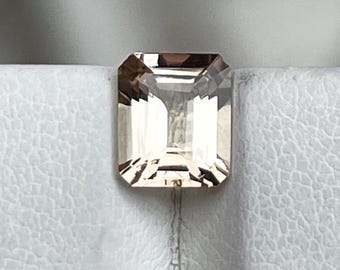 Rare Natural Imperial Topaz, 1.65 carats / loop Clean / peach / octagon shape.