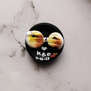 Colombian souvenir for wedding, colombian arepa art magnet, venezuelan arepa ornament, latino gift for latin wedding, typical food magnet