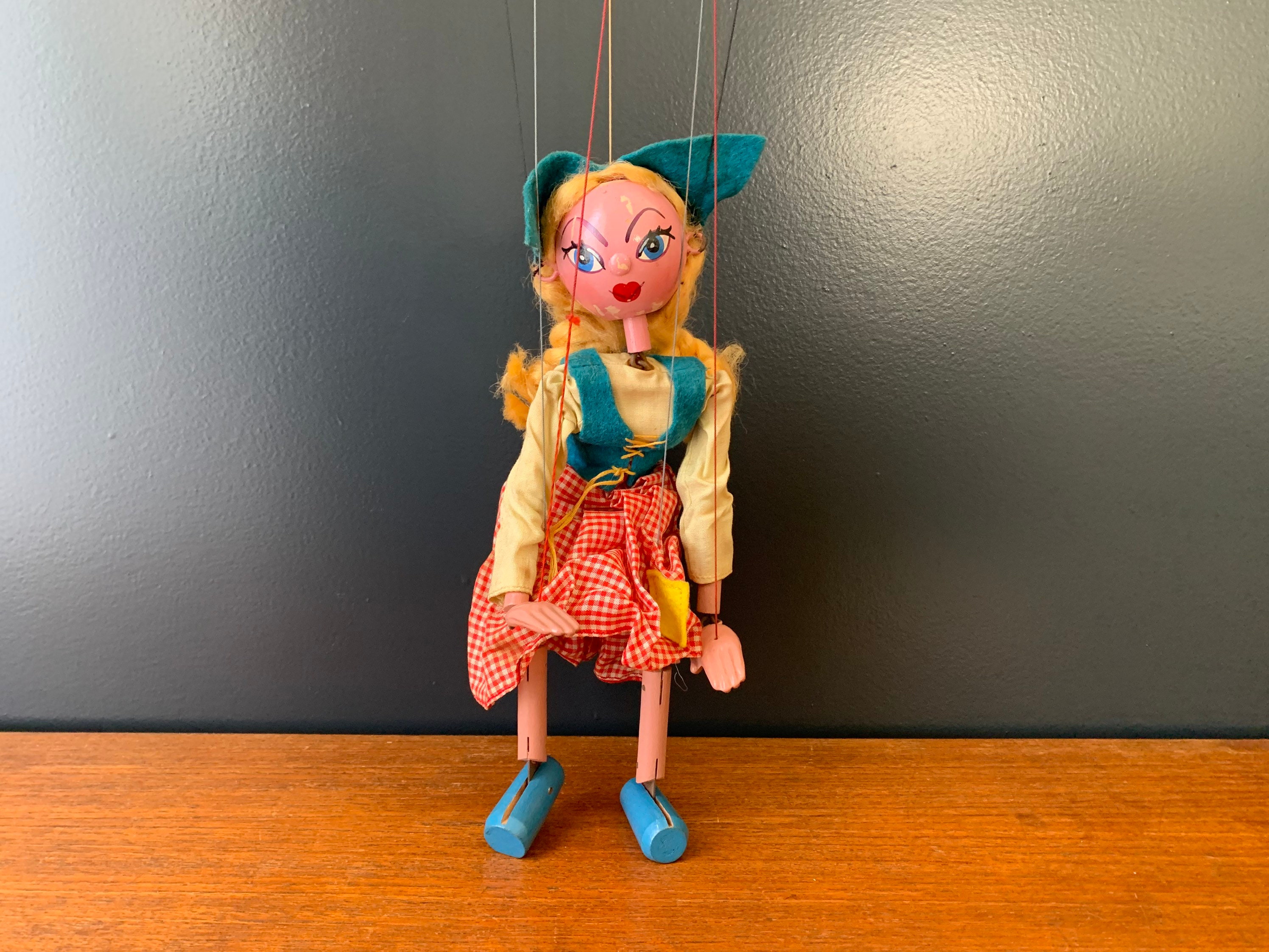 Boxed Circa 1950 #39 s Pelham Puppets Dutch Girl ubicaciondepersonas cdmx