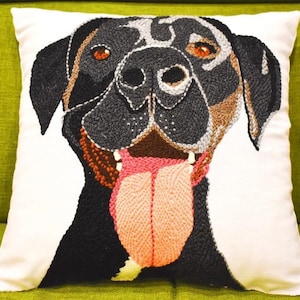 photo to cushion, dog cushion, labrador decoration, dog lover, punch needle cushion, dog pillow, embroidered pillow, original artdesign