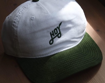 Hoy Explore Cord Five Panel - White / Forest