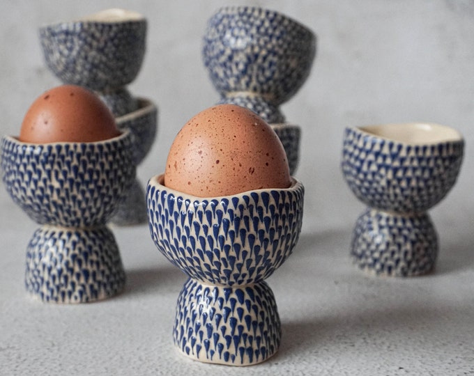 Ceramic egg cup, one piece, handmade egg holder, Easter decoration