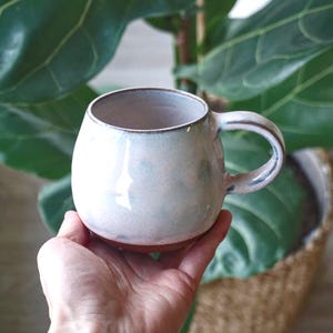 Tazza da caffè in gres con poggia dita incorporato – Ceramica fatta a mano, 12 oz