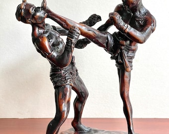 Muay Thai model, the martial art of Thai people, made of resin.