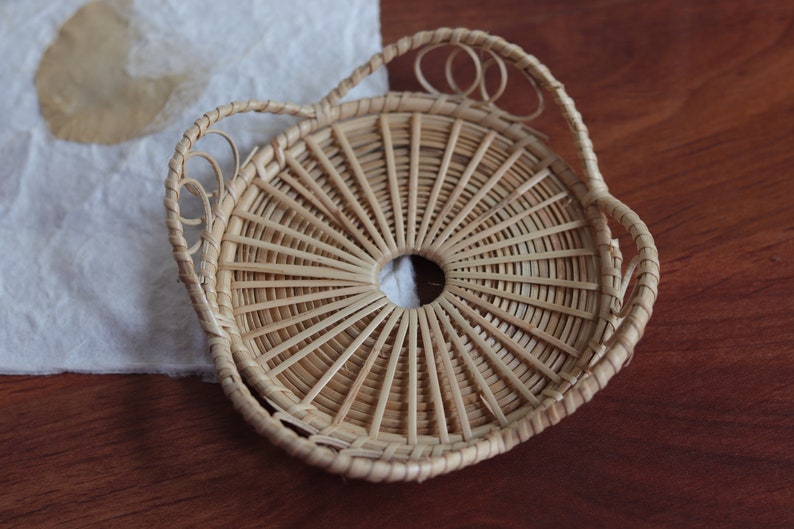 10 Miniature Woven Bamboo Baskets 25 mm Dollhouse Vintage Handmade Crafts Decor 10 Miniature Woven Bamboo Baskets 25 mm Dollhouse Vintage Handmade Crafts Decor