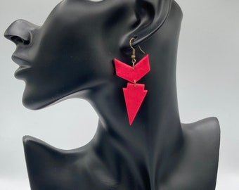 Boucles d'oreilles pendantes rouge - 3 Styles - uniques et légères - rosace dorée - flèches simples - attaches acier inoxydable