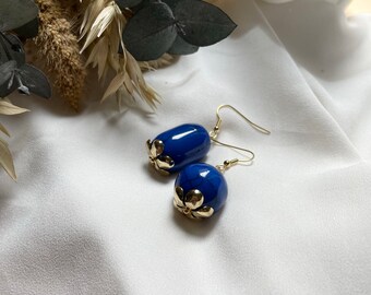 Dangling earrings blue pearls asymmetrical pair unique model recycled pearls from old costume jewelry golden fasteners