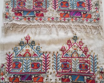 Mid Century Turkish antique textile &quot; yaglik &quot; hand woven linen/cotton cloth embroidered w/ Ottoman patterns in silk and wire - Home decor