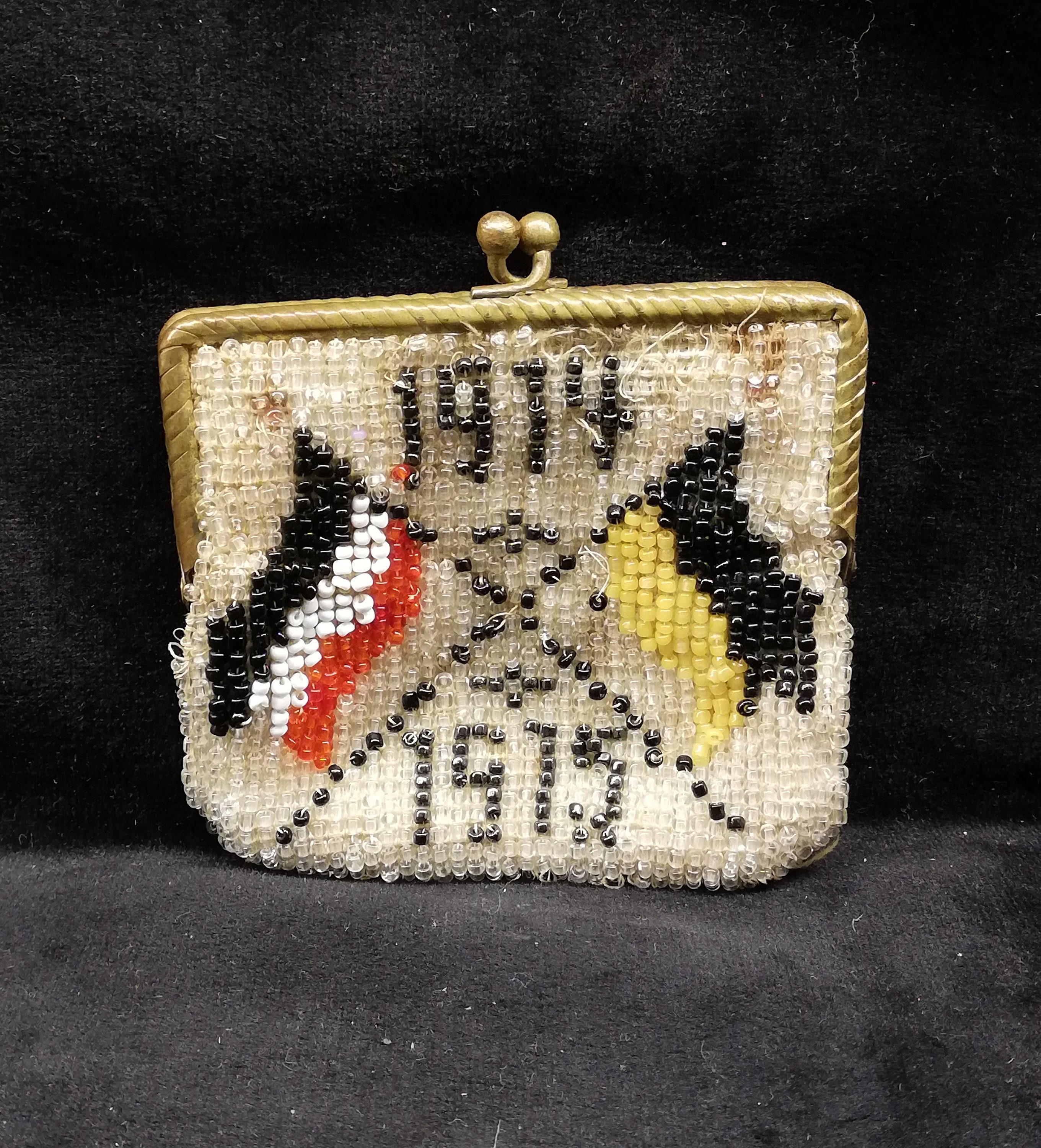 WW 1 - 1914 - 1915 Dated Beaded Coin Purse W/ German and