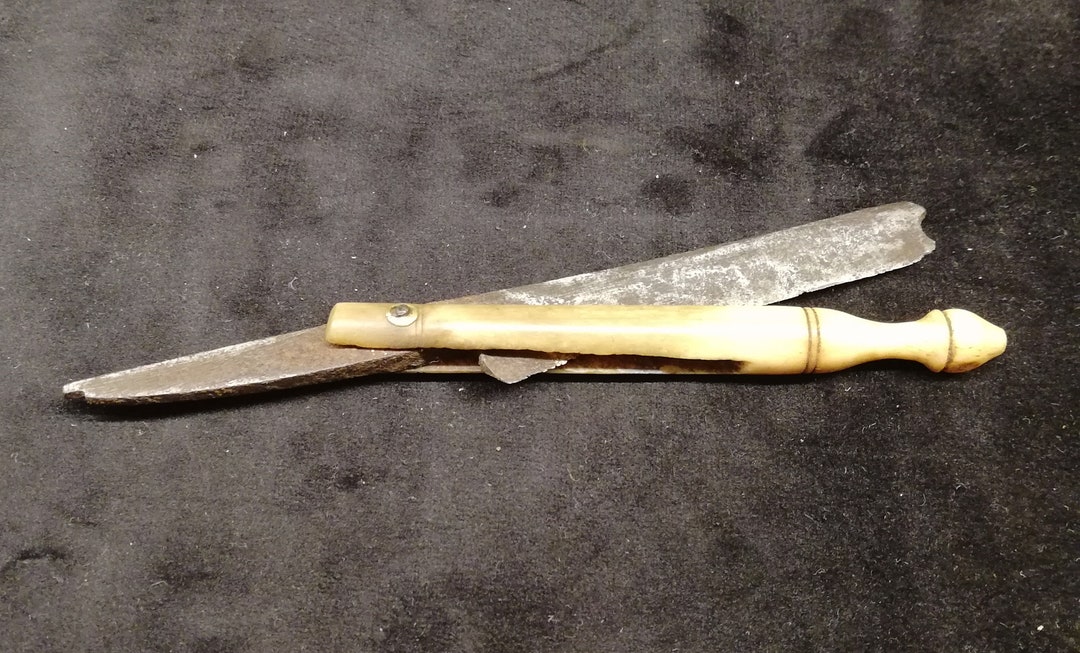 Ottoman Turkish Antique Straight Razor W/ Bone Handle Hairdresser