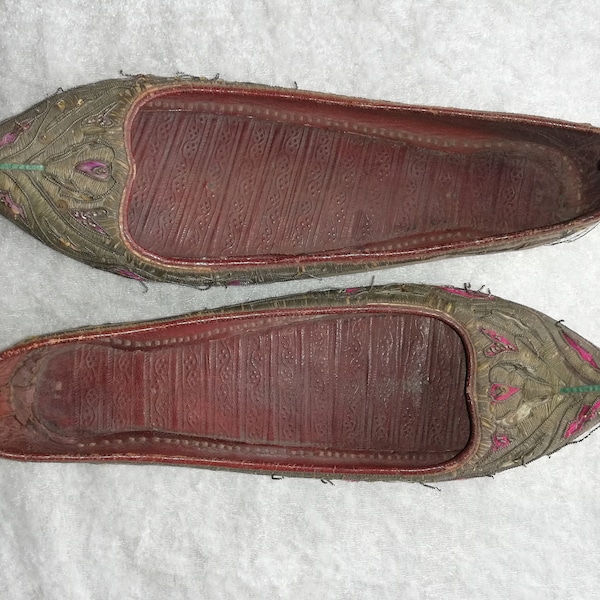 Ottoman Turkish antique pair of leather / velvet bridal shoes w/ embroidery - part of dowry / wedding chest - home decor collectable - RaRe