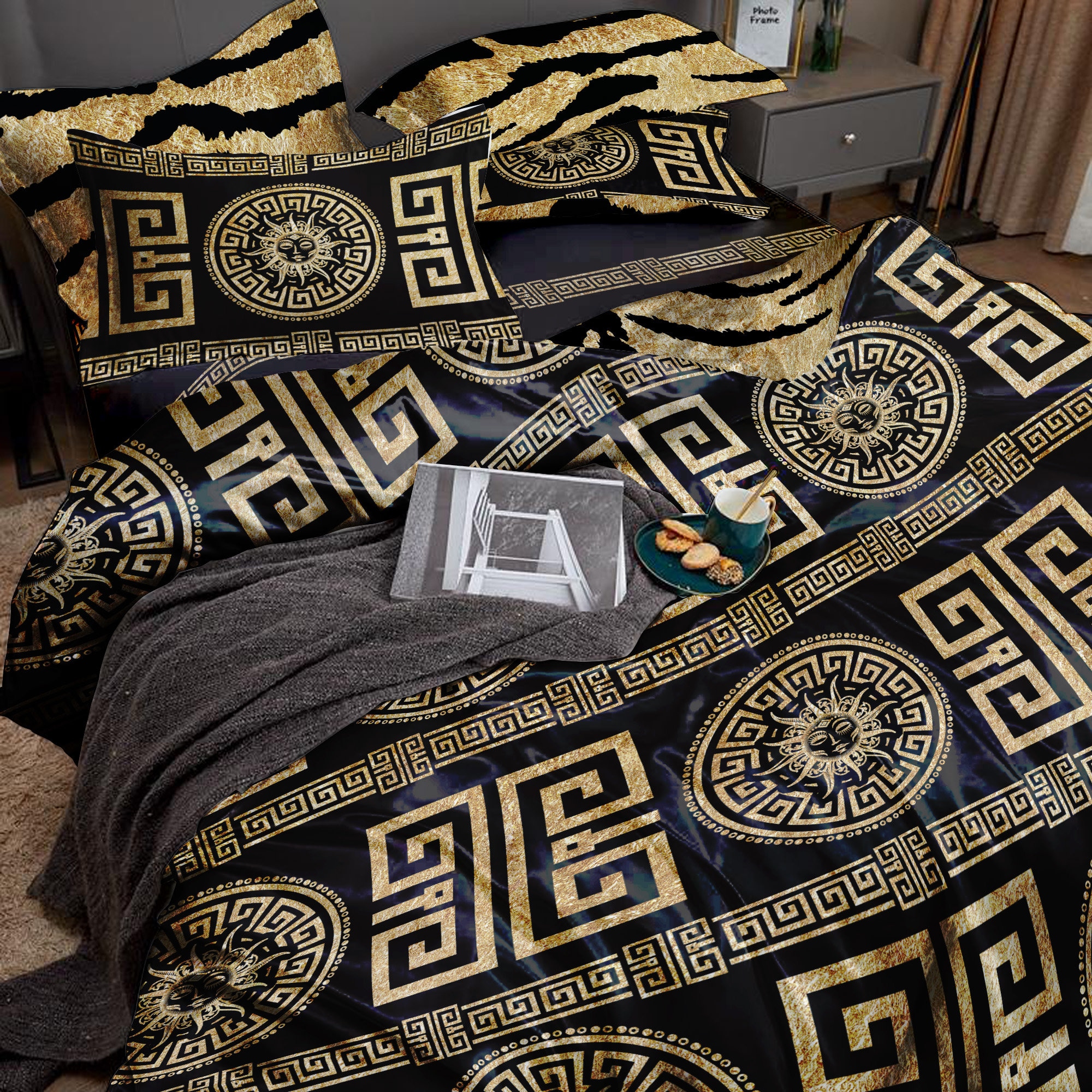 Louis vuitton blanket and pillow hotsell