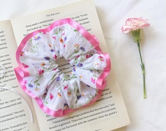 White floral scrunchie with pink ribbon trim. Swiss knot scrunchie, handmade scrunchie, pink ribbon, handmade uk, hair accessory