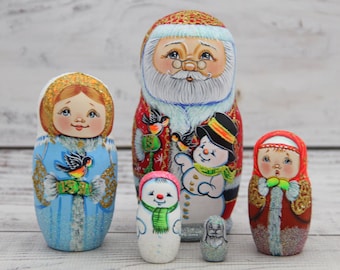 Made in Ukraine Santa Nesting Doll 5 pieces 4.33'' or 11 cm, Wooden Christmas Nesting Doll, Hand Painted Christmas gift, Santa Doll