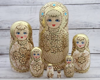 Traditional Hand Painted Nesting Doll 8.26" or 21 cm, Wood Burning Ukrainian Doll 7 pieces, Wooden Toy, Kids Gift, Kids MADE IN UKRAINE