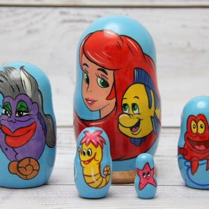 Cartoon Heroes Nesting Doll 4.13&#39;&#39; or 10.5 cm, Hand Painted Matryoshka Doll 5pieces, Funny Gifts, Kids Room Decor, Kids Gift, Wooden Toy