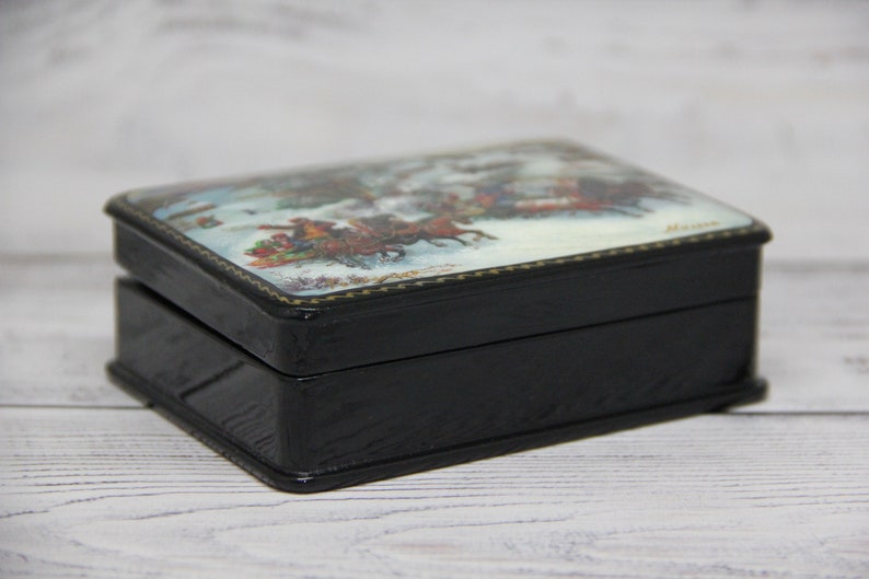 Troyka Handmade Russian Lacquer Box Gift Box Home decor Fedoskino Art Painting School Jewelry Box