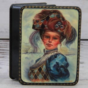 MADE IN UKRAINE Ukrainian Lacquer Box, Ukrainian Art Painting School, Portrait, Handmade, Jewelry Box, Home decor, Gift Box