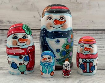 Snowman Wooden Nesting Doll 3.93" or 10 cm, Hand Painted Ukrainian Doll 5pieces, Home Decor, Christmas Gift, Holiday Ukrainian Snowman Doll