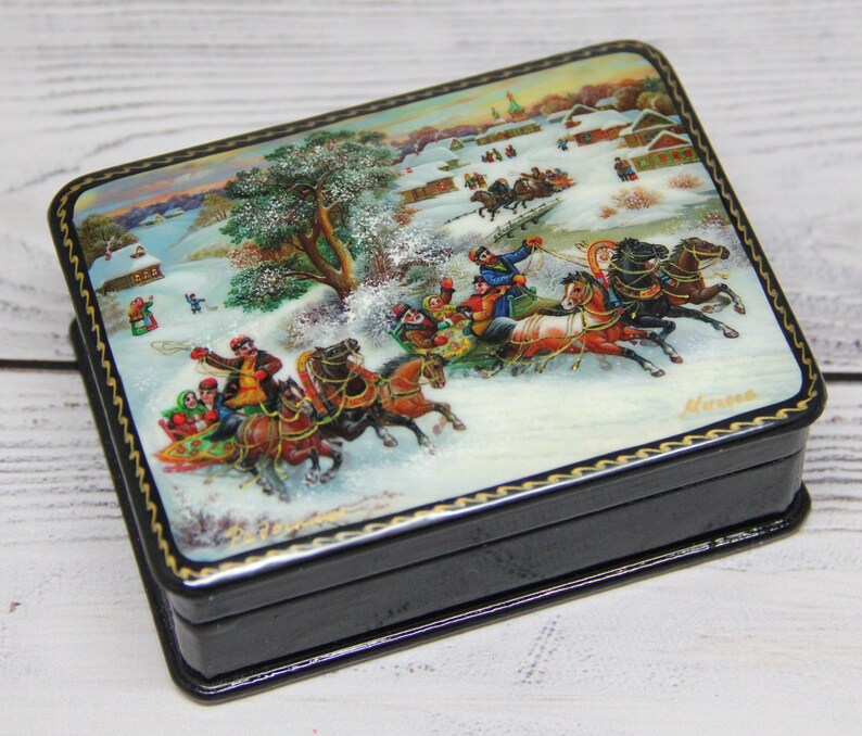 Troyka Handmade Russian Lacquer Box Gift Box Home decor Fedoskino Art Painting School Jewelry Box
