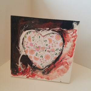 Heart Wood Frame for Pictures | Country Chic Decor | Heart Shape Photo Display | Handcrafted gift