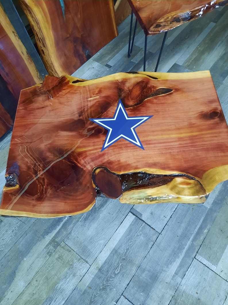MAN CAVE End Table Live Edge Epoxy Coffee Table / Night Etsy