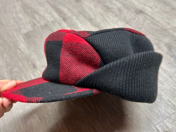 Vintage Flat Rim Black and Red Plaid Winter Hat w… - image 5