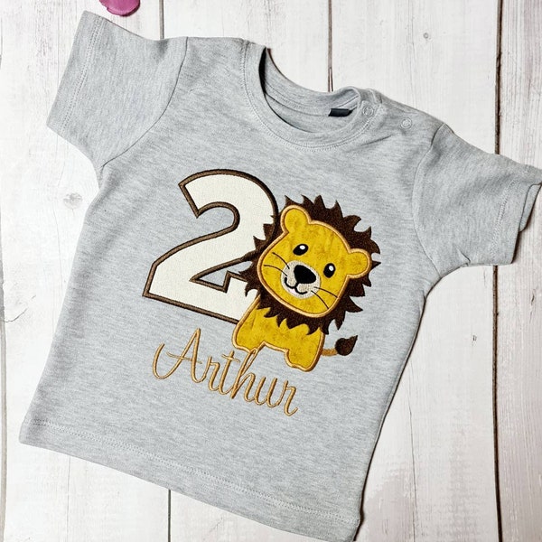 Shirt Löwe Babykleidung Zahl 1-9 Tierapplikation Bestickt Geburtstagsgeschenk Baby Kinder Geburtstag Jungen Mädchen personalisiertes Shirt