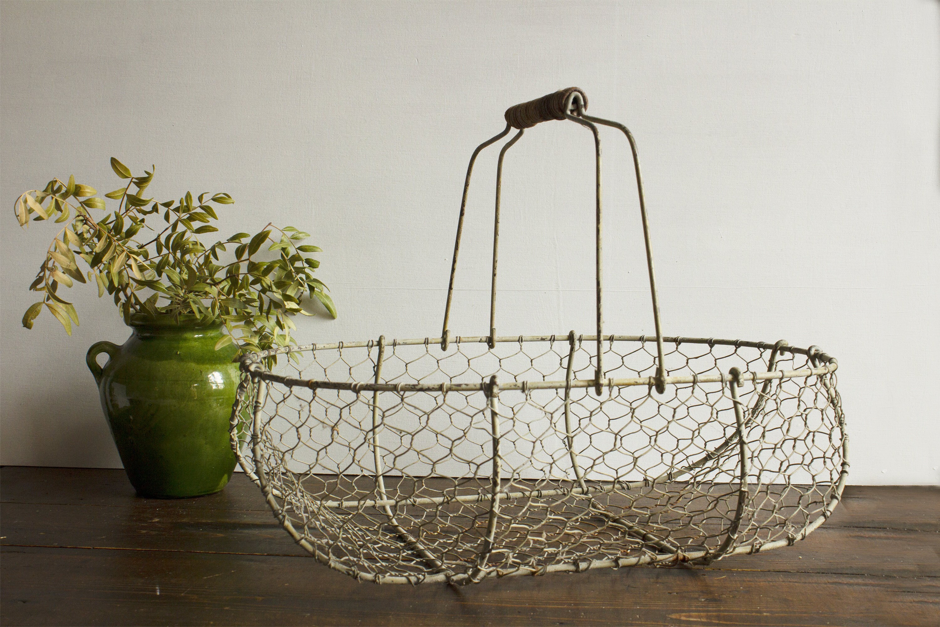Ancien Panier à Coquillages en Fer Tressé/Antique Woven Iron Shellfish Basket
