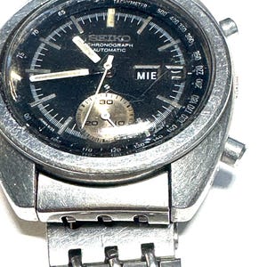 Vintage chronograph seiko 6139-8030 watch