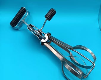 ANDROCK Egg Beater Hand Mixer Rotary Whisk Stainless Steel USA Country Kitchen Farmhouse