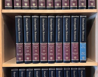 Encyclopedia Britannica Black Leather, Complete 1979 Set