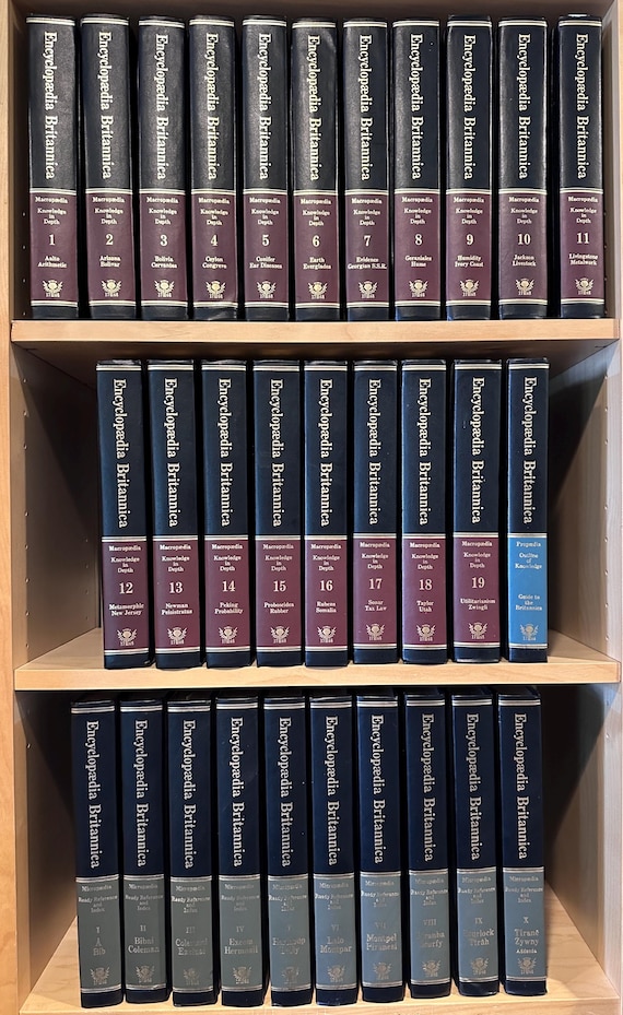 Encyclopedia Britannica Black Leather, Complete 1979 Set Encyclopedia Britannica Black Leather, Complete 1979 Set