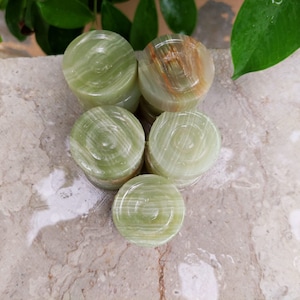 Marble Onyx Checker Pieces - Green & White, 24 Piece Set