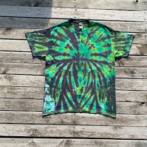 Tie Dye - T-Shirt - L
