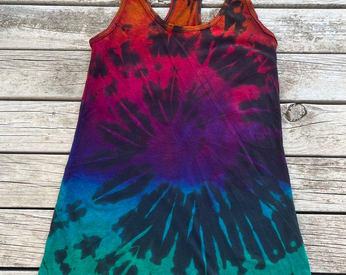 reverse rainbow tie dye