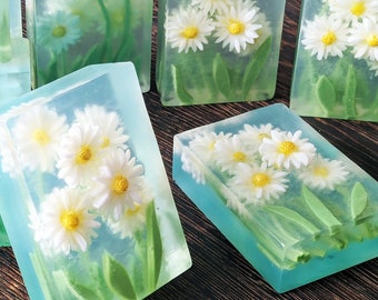 DAISY Soap, Daisy Flower 3D Soap with Lime Basil Mandarin Fragrance Oil, Clear Soap Bar, Soap Favors, Artisan Decorative Soap 4 Oz