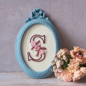 Wall decor, floral letter S,monogram embroidery pictures, monogram embroidery artwork, embroidery art, wall art,hand embroidery alphabet