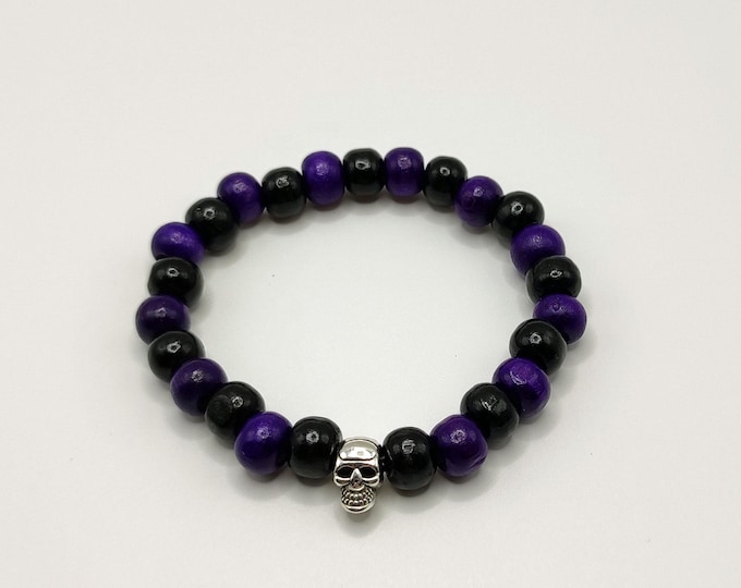 Purple and Black Halloween Wooden Bead Bracelet with Tibetan Silver Skull Spacer.